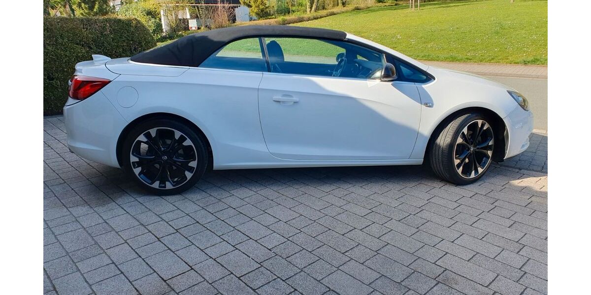 Opel Cascada 52.000 km 14.980 &euro; Wetzlar 35576