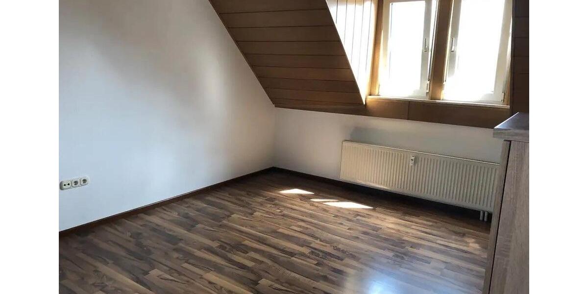Dachgeschoßwohnung Lahnau - 2 Zimmer, 63 m&sup2;, 630&euro; | Angebot:26679020