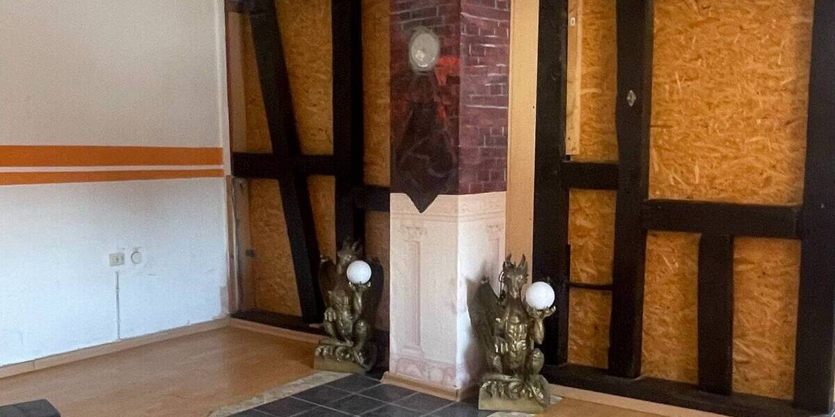 Einfamilienhaus Butzbach Münster - 6 Zimmer, 174 m&sup2;, 235.000&euro; | Angebot:25691959