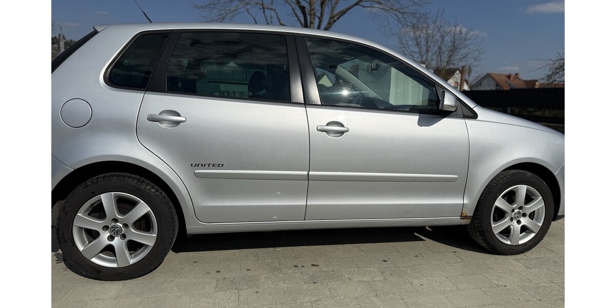 VW Polo 125.254 km 5.499 &euro; Butzbach 35510