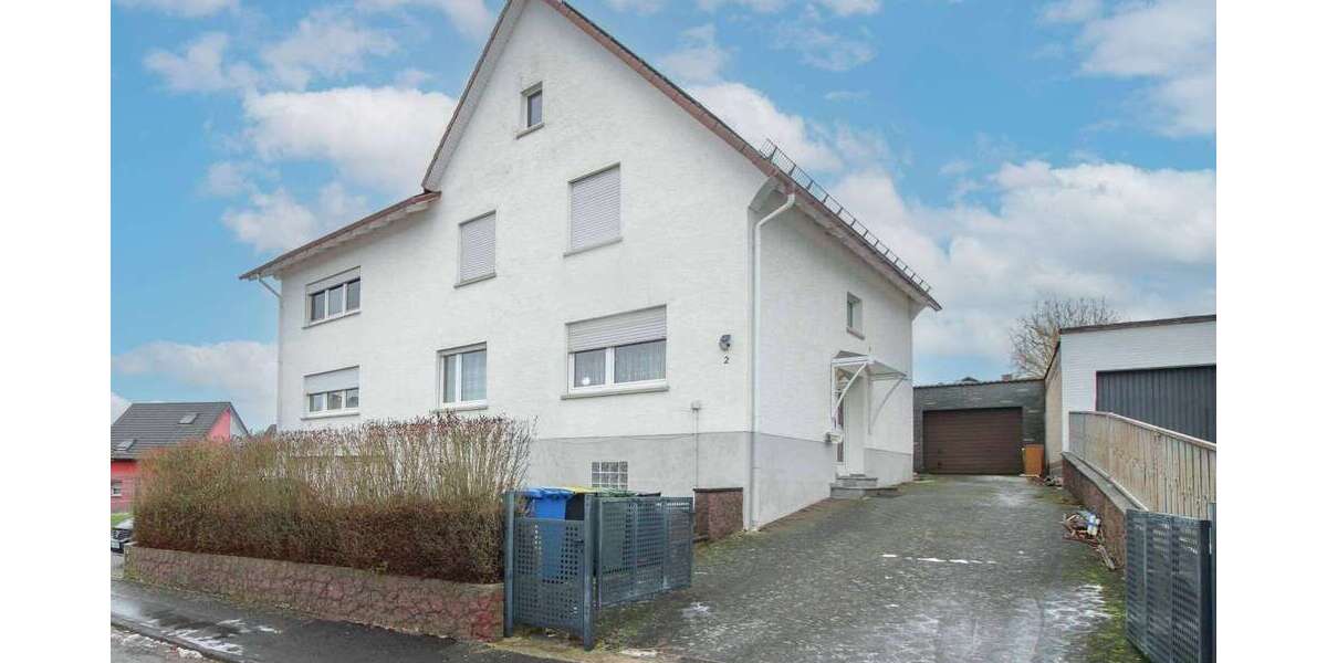 Einfamilienhaus Staufenberg - 9 Zimmer, 240 m&sup2;, 449.000&euro; | Angebot:25994858