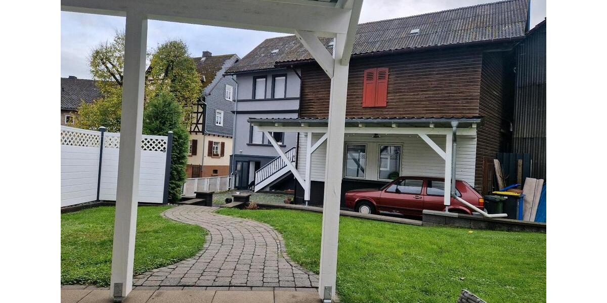 Bauernhaus, Landhaus Bad Endbach - 4 Zimmer, 95 m&sup2;, 240.000&euro; | Angebot:23216884