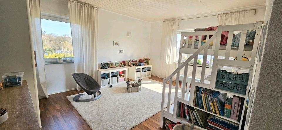 Einfamilienhaus Wölfersheim - 7.5 Zimmer, 126 m&sup2;, 639.000&euro; | Angebot:25640333