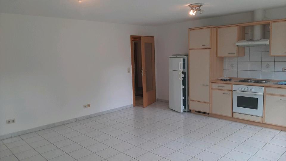 Etagenwohnung Gießen Wieseck - 2 Zimmer, 50 m&sup2;, 500&euro; | Angebot:25975692