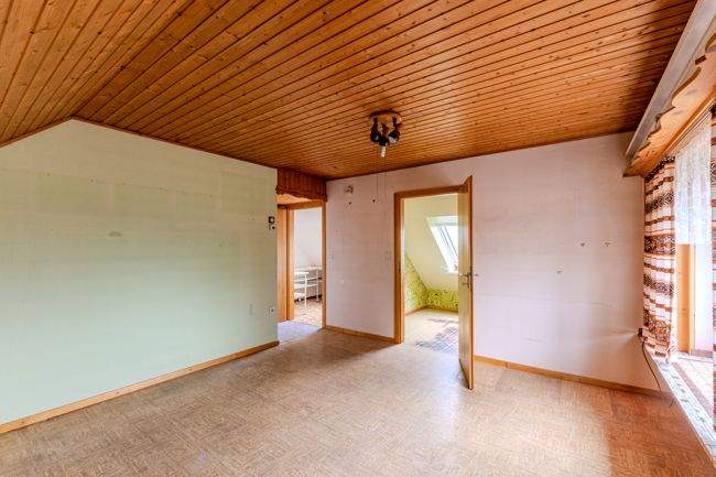 Einfamilienhaus Wetzlar Hermannstein - 7 Zimmer, 176 m&sup2;, 149.500&euro; | Angebot:25662026