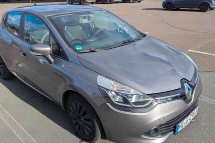 Renault Clio 141.779 km 4.650 &euro; Linden 35440