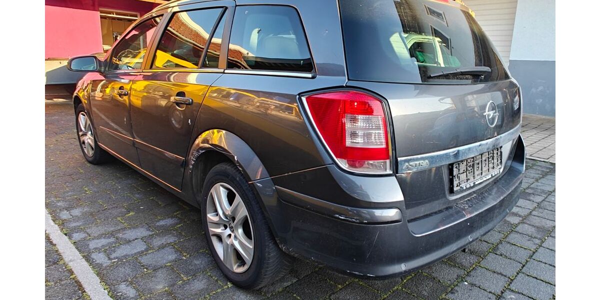 Opel Astra 265.000 km 600 &euro; Kirchvers 35102