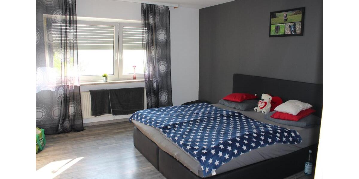 Einfamilienhaus Sinn - 5 Zimmer, 155 m&sup2;, 980&euro; | Angebot:25977479