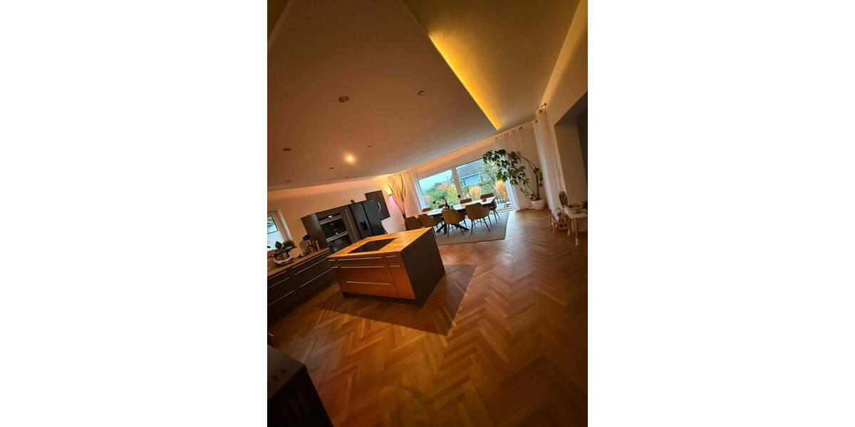 Einfamilienhaus Braunfels - 12 Zimmer, 250 m&sup2;, 899.000&euro; | Angebot:24689231