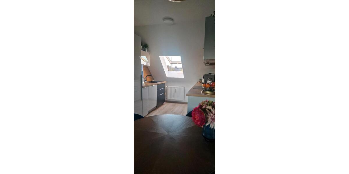 Dachgeschoßwohnung Friedberg (Hessen) - 2 Zimmer, 49 m&sup2;, 175.000&euro; | Angebot:25715881