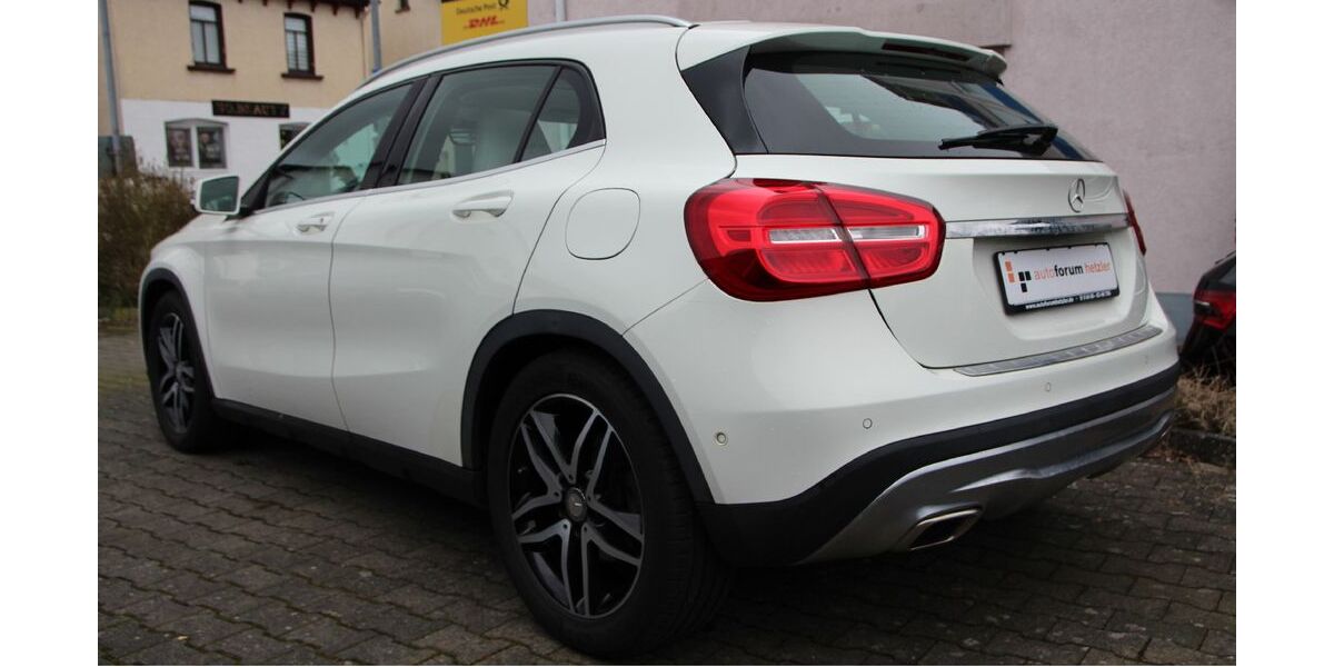 Mercedes-Benz GLA 180 130.000 km 16.777 &euro; Lollar 35457