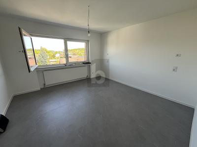 KERNSANIERT MIT VIEL LICHT UND FERNBLICK - Dachgeschoßwohnung Lollar | Angebot:27311792