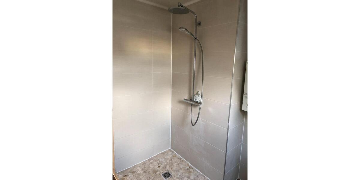 Etagenwohnung Gießen Allendorf - 1 Zimmer, 140 m&sup2;, 300&euro; | Angebot:26677555