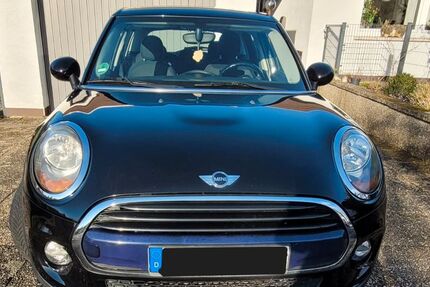 Mini Cooper 136.000 km 9.700 &euro; Fernwald Steinbach 35463