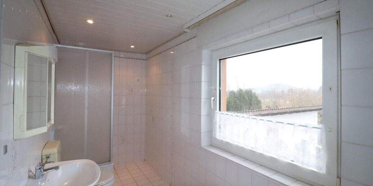 Mehrfamilienhaus, Wohnhaus Wettenberg Wißmar - 9 Zimmer, 235 m&sup2;, 579.000&euro; | Angebot:25682695