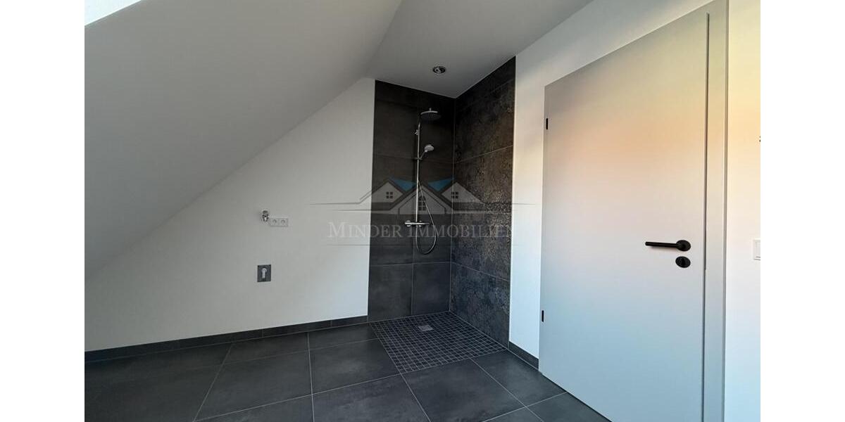 Maisonettenwohnung Butzbach - 4 Zimmer, 122 m&sup2;, 1.225&euro; | Angebot:25366286