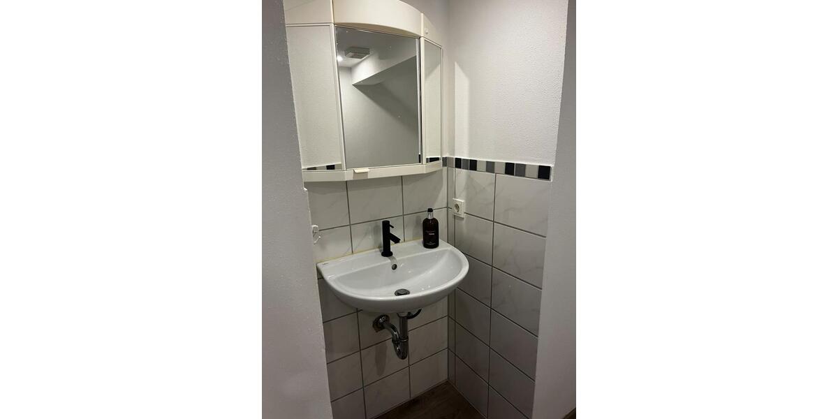 Dachgeschoßwohnung Braunfels - 1 Zimmer, 67 m&sup2;, 690&euro; | Angebot:25838008