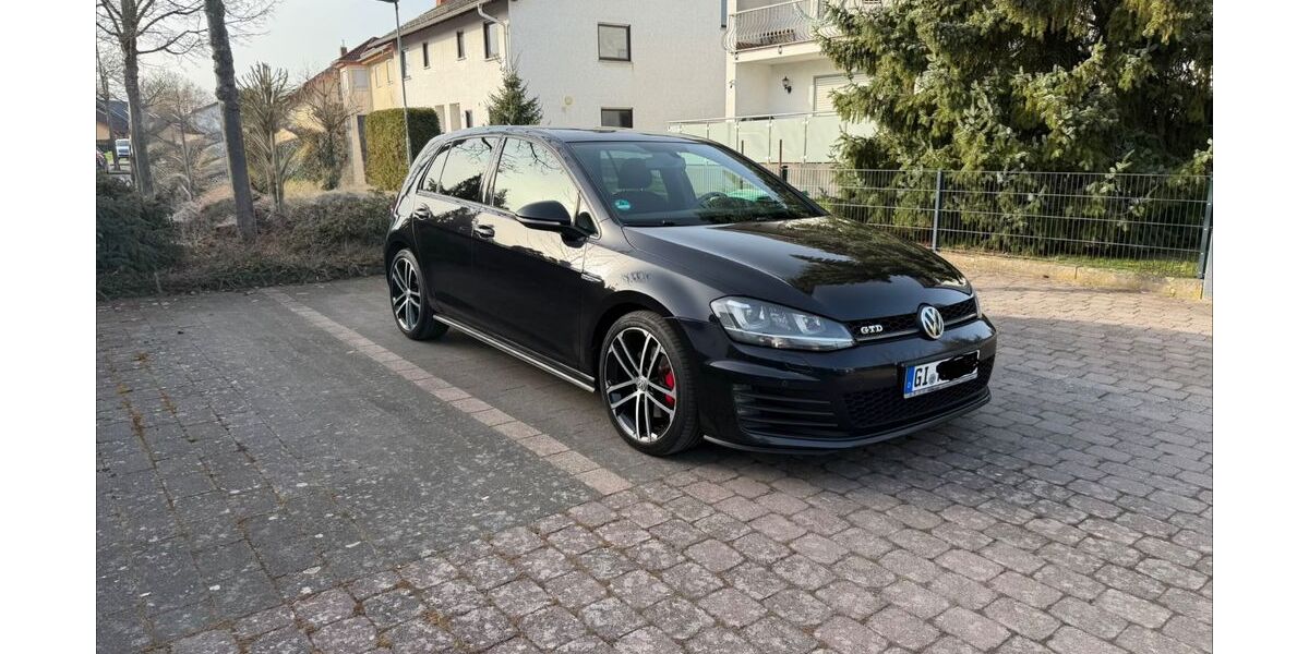VW Golf 160.500 km 11.900 &euro; Gießen 35398