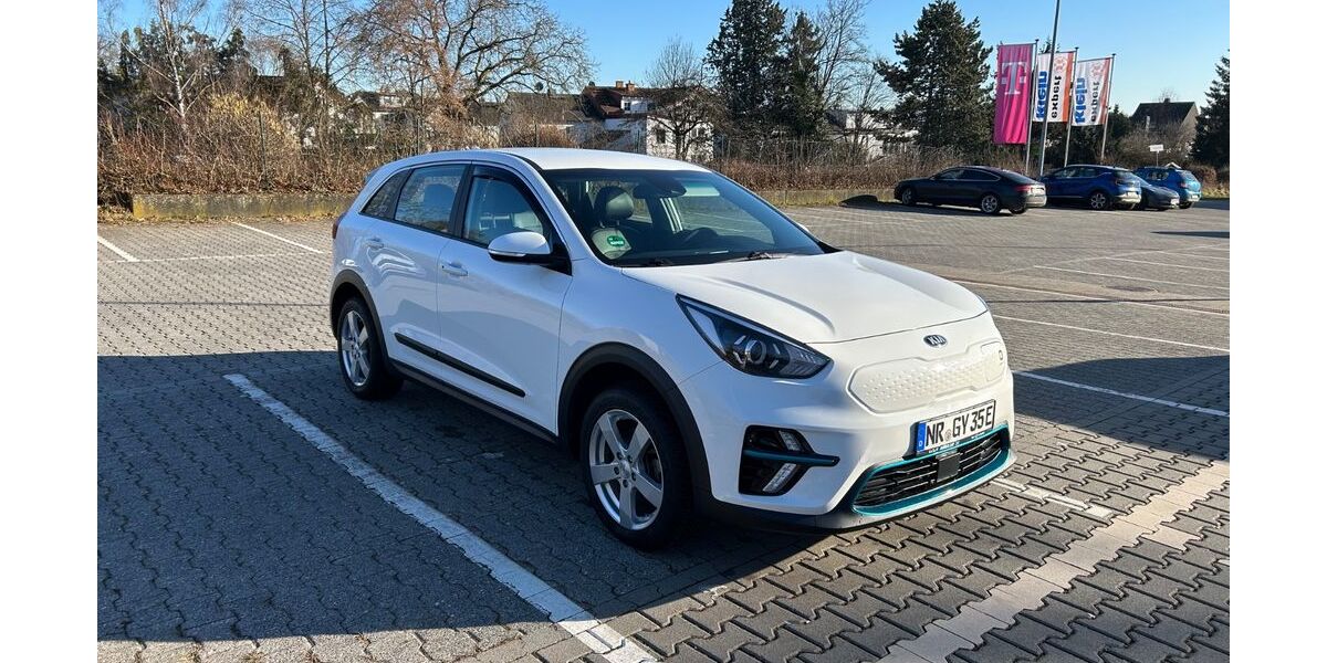 Kia Niro 54.995 km 19.950 &euro; Wölfersheim 61200