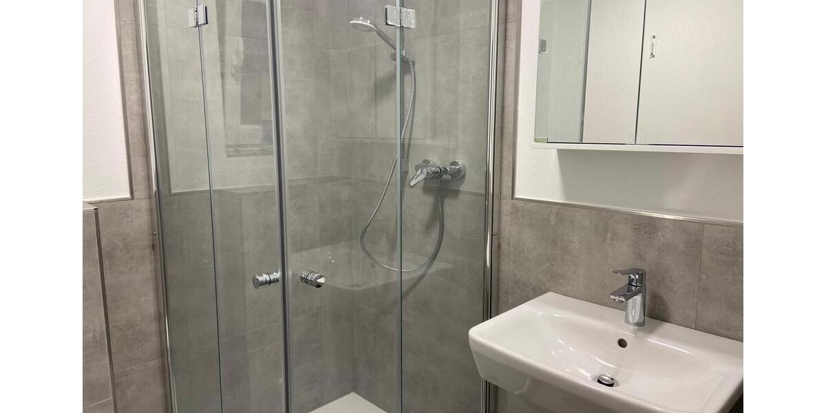 Etagenwohnung Staufenberg - 1 Zimmer, 15 m&sup2;, 315&euro; | Angebot:25845619