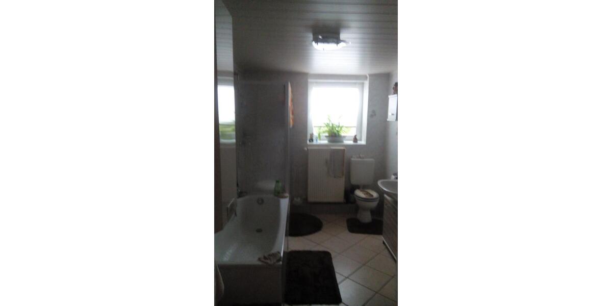 Etagenwohnung Homberg (Ohm) - 4 Zimmer, 85 m&sup2;, 700&euro; | Angebot:25977146