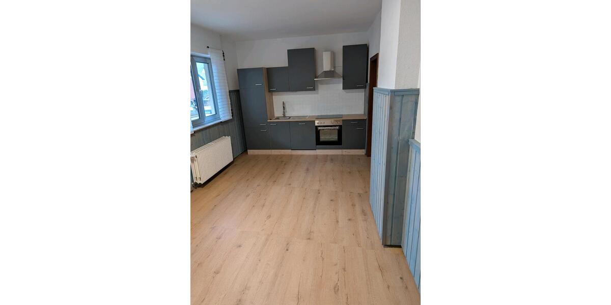 Maisonettenwohnung Mittenaar - 4.5 Zimmer, 113 m&sup2;, 1.000&euro; | Angebot:25958555