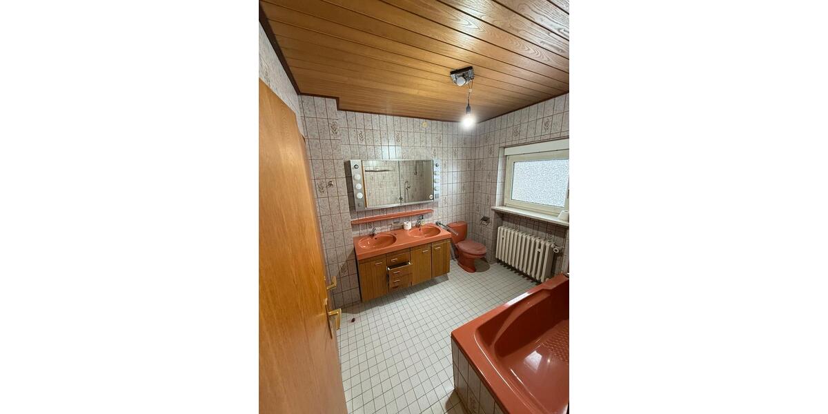 Einfamilienhaus Wettenberg - 6 Zimmer, 150 m&sup2;, 395.000&euro; | Angebot:25513208