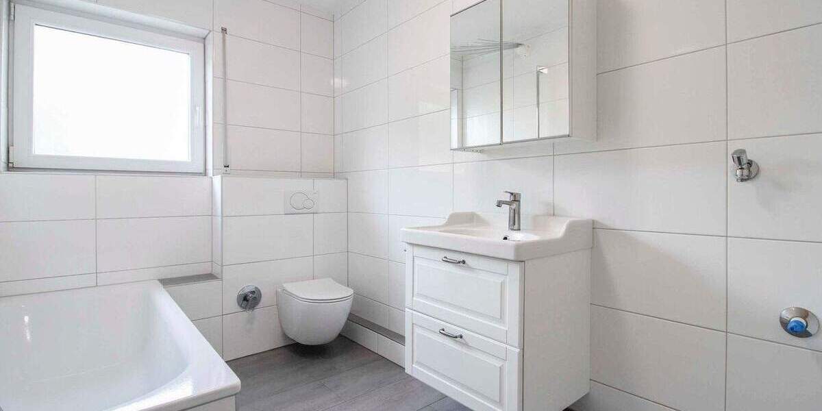 Einfamilienhaus Sinn Fleisbach - 9 Zimmer, 449.000&euro; | Angebot:25681477