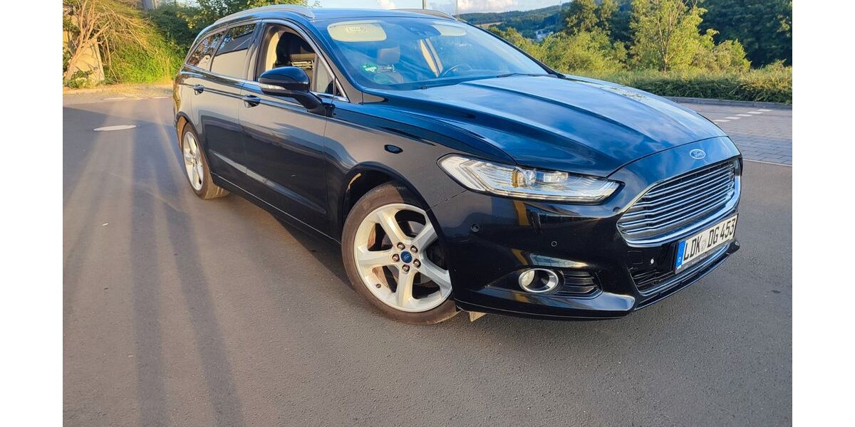 Ford Mondeo 185.000 km 7.900 &euro; Ehringshausen 35630