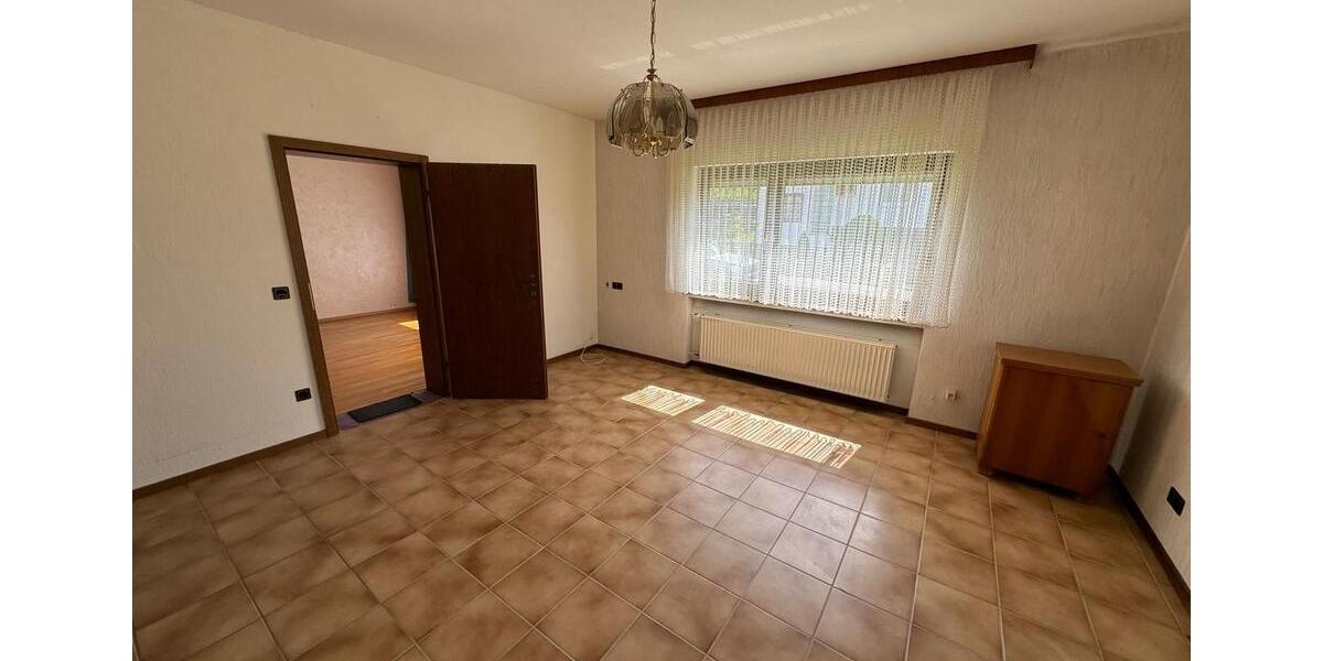 Erdgeschoßwohnung Biebertal - 3 Zimmer, 88 m&sup2;, 900&euro; | Angebot:25278944