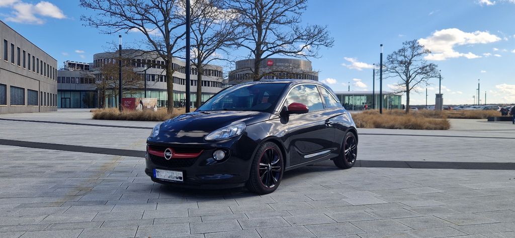 Opel Adam 164.450 km 5.300 &euro; Wetzlar 35578