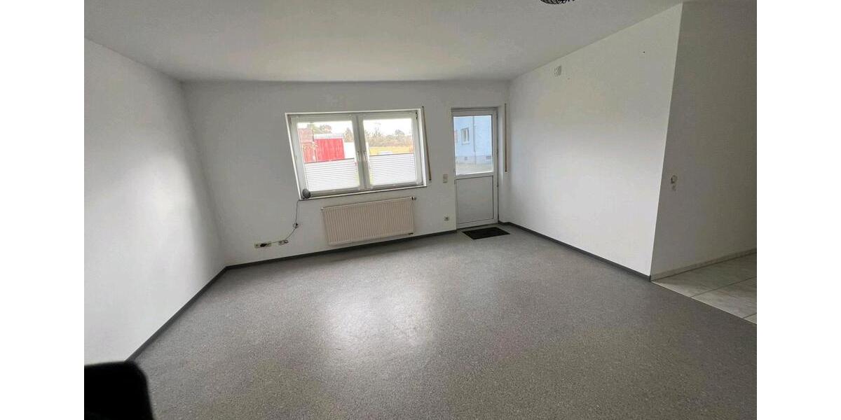 Erdgeschoßwohnung Gießen Wieseck - 1 Zimmer, 30 m&sup2;, 480&euro; | Angebot:25431402