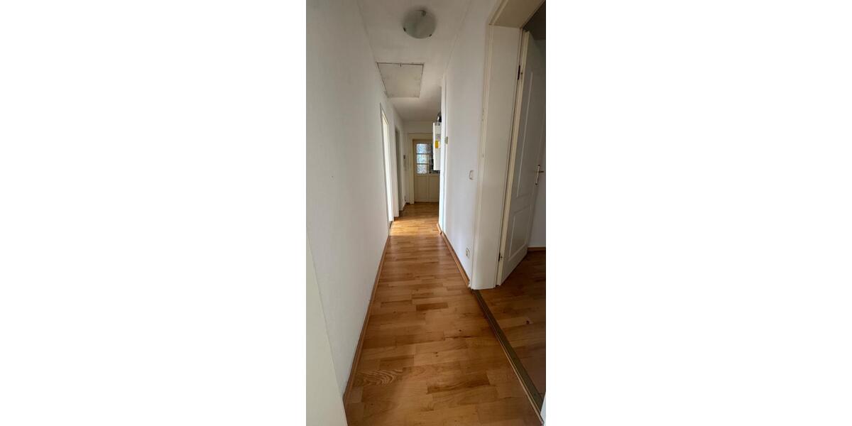 Etagenwohnung Gießen - 3 Zimmer, 60 m&sup2;, 650&euro; | Angebot:26689694