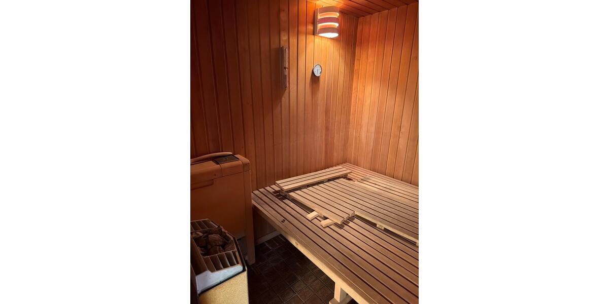 Einfamilienhaus Greifenstein - 17 Zimmer, 400 m&sup2;, 350.000&euro; | Angebot:25340391