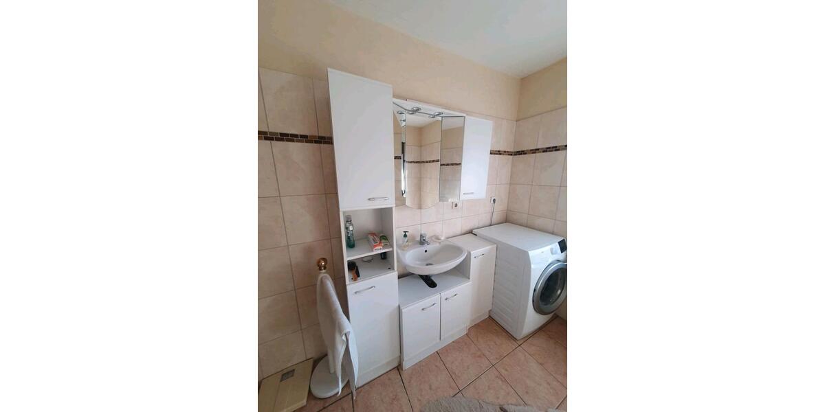 Erdgeschoßwohnung Homberg (Ohm) - 4 Zimmer, 120 m&sup2;, 180.000&euro; | Angebot:26386749