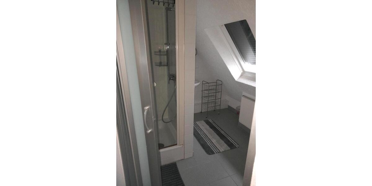 Dachgeschoßwohnung Gießen Allendorf - 1 Zimmer, 50 m&sup2;, 1.000&euro; | Angebot:26178127