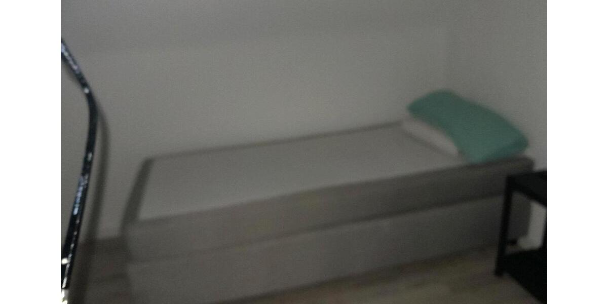 Dachgeschoßwohnung Gießen Allendorf - 1 Zimmer, 50 m&sup2;, 1.000&euro; | Angebot:26178127