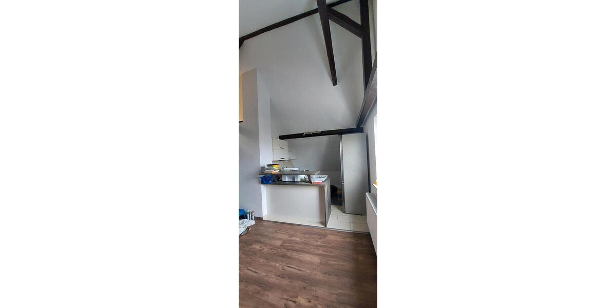 Dachgeschoßwohnung Pohlheim - 3 Zimmer, 59 m&sup2;, 600&euro; | Angebot:25852354