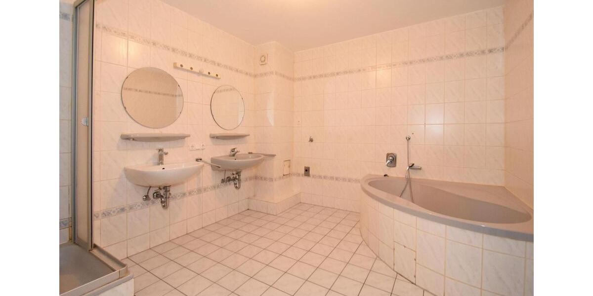 Maisonettenwohnung Pohlheim - 5 Zimmer, 175 m&sup2;, 1.390&euro; | Angebot:25809834