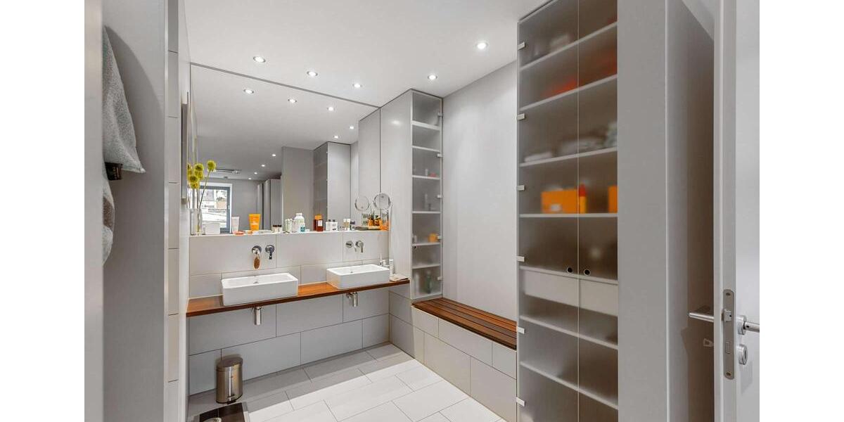 Dachgeschoßwohnung Bad Nauheim - 3 Zimmer, 190 m&sup2;, 2.565&euro; | Angebot:24692665