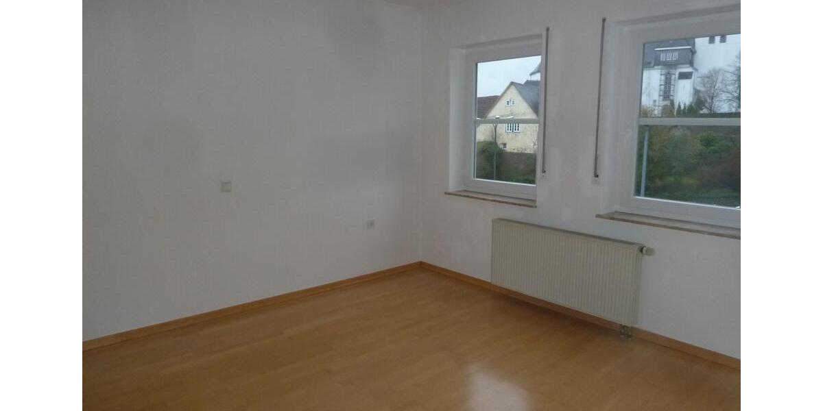 Etagenwohnung Herborn - 3 Zimmer, 87 m&sup2;, 950&euro; | Angebot:25893646