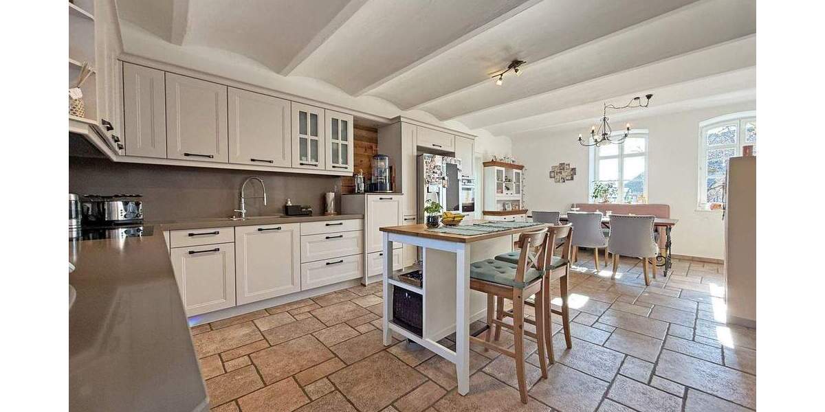 Einfamilienhaus Hungen Villingen - 5 Zimmer, 342 m&sup2;, 685.000&euro; | Angebot:25738062