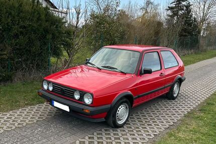 VW Golf 218.000 km 3.899 &euro; Marburg 35037