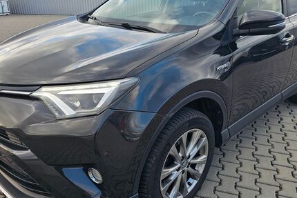 Toyota RAV 4 171.517 km 14.990 &euro; Linden bei Giessen 35440