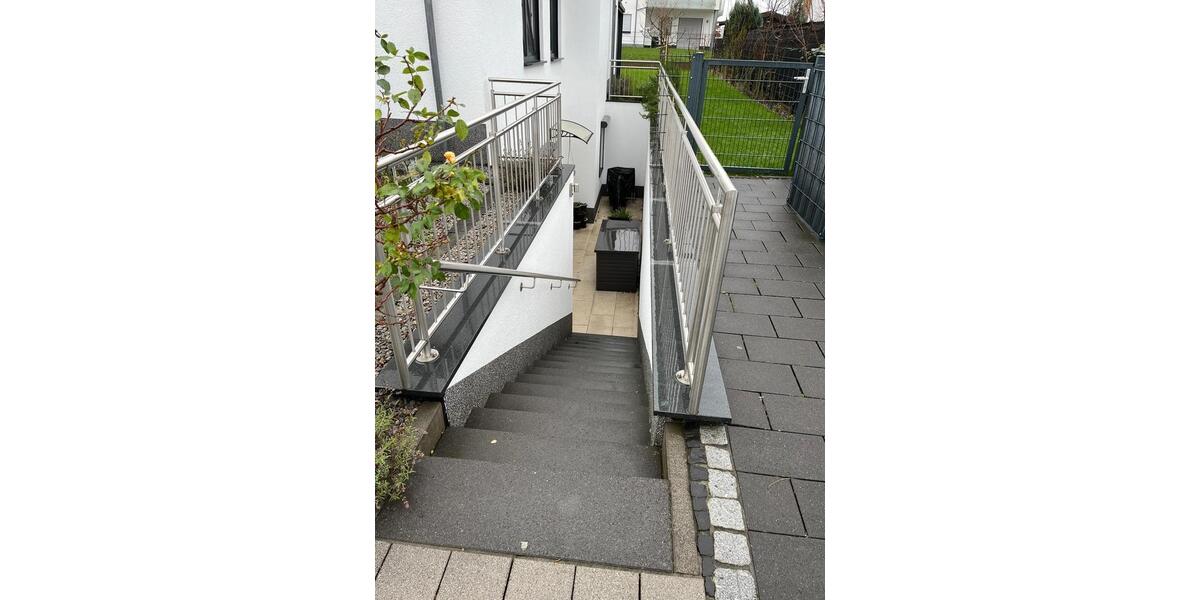 Etagenwohnung Gießen Wieseck - 2 Zimmer, 62 m&sup2;, 960&euro; | Angebot:25892409