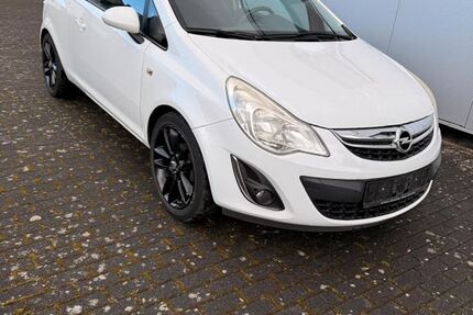 Opel Corsa 222.200 km 2.400 &euro; Sinn 35764