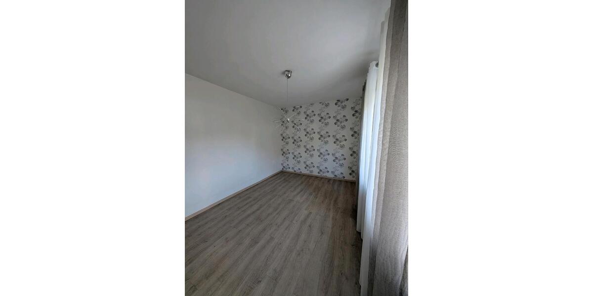 Maisonettenwohnung Mittenaar - 4.5 Zimmer, 113 m&sup2;, 1.000&euro; | Angebot:25958555