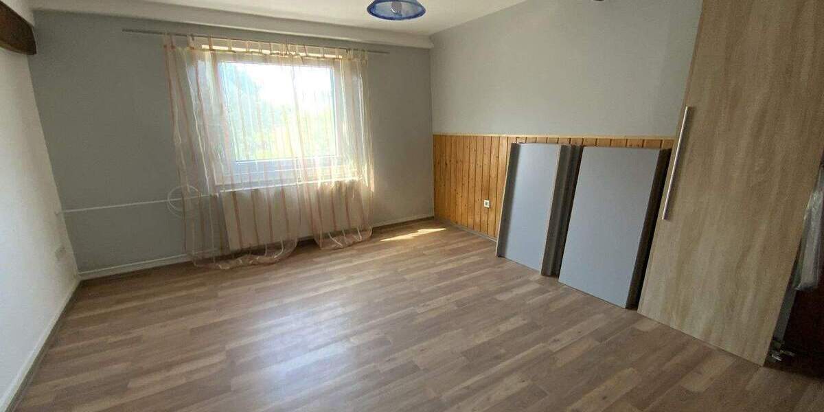 Einfamilienhaus Leun Bissenberg - 5 Zimmer, 144 m&sup2;, 165.000&euro; | Angebot:25770827