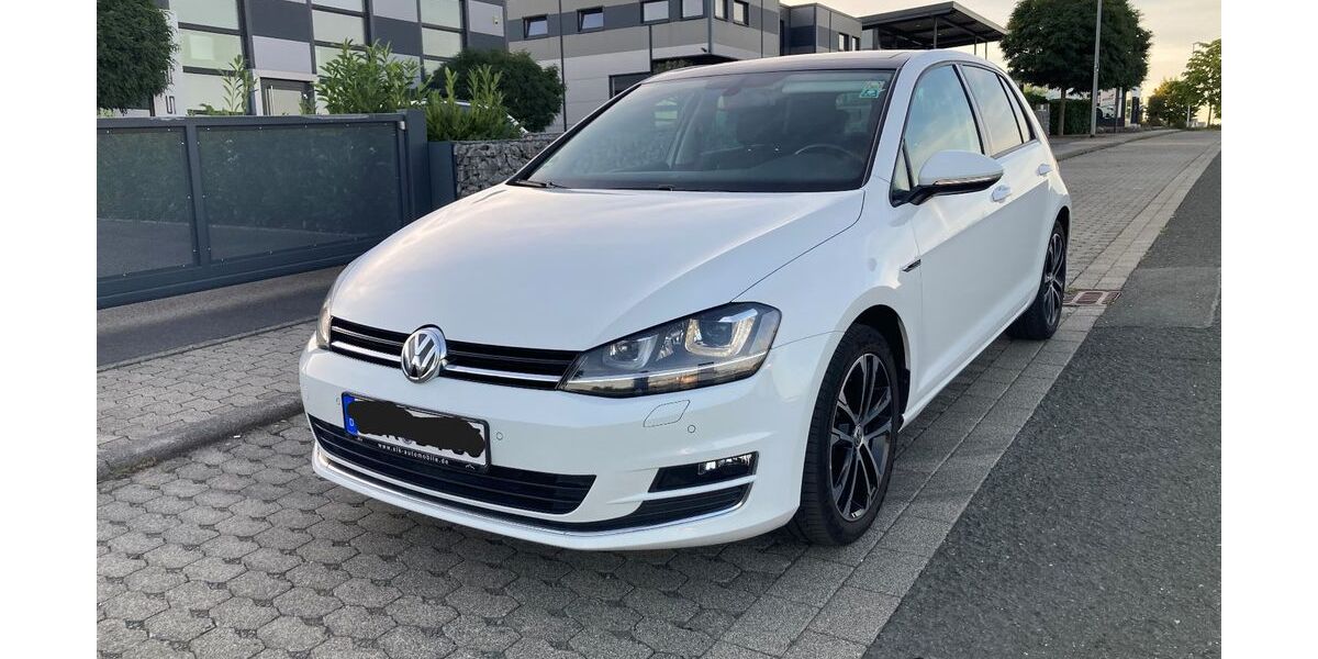 VW Golf 149.200 km 12.390 &euro; Sinn 35764