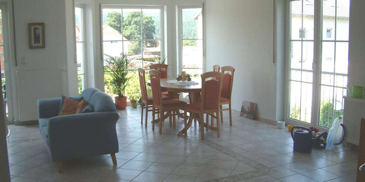 Einfamilienhaus Ober-Mörlen Mörlen - 6 Zimmer, 190 m&sup2;, 1.990&euro; | Angebot:25637132